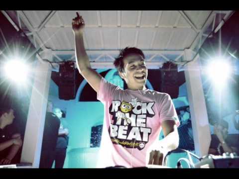 SHM - Show Me One [Laidback luke Remix]