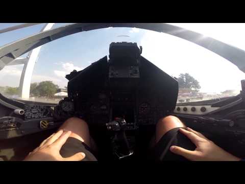 Cockpit Mockup Gripen NG e Mirage 2000C - Portões abertos BAAN 2015