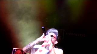 Yelawolf and Travis Barker performing Six Feet Underground, Billy Crystal @ the Observatory