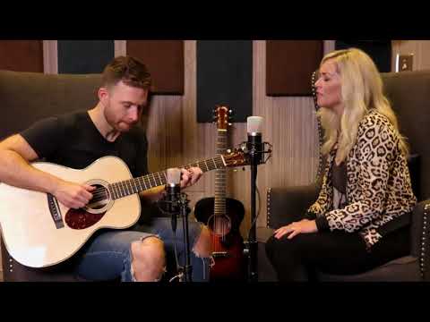 Roswell Mini K47 Microphone | The Dryes | Midwood Guitar Studio