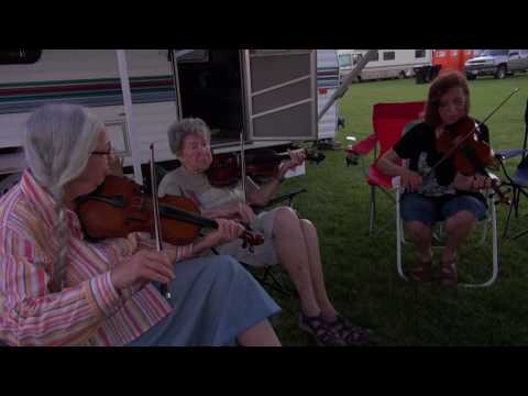 2017-06-18 Vivian Williams and friends play Moonlight On The River Colorado - Weiser 2017