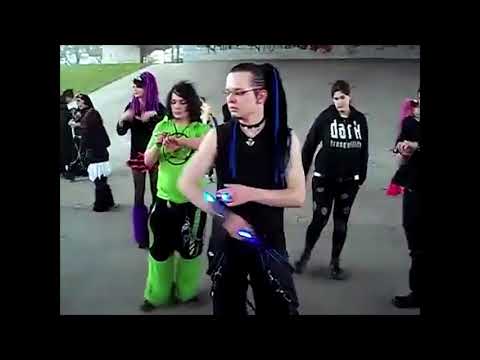 Kuchcik - FUTOMAKI - OFFICIAL VIDEO