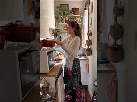 let’s make a classic French meal &dessert in my tiny Parisian kitchen 🇫🇷🍐#paris #kitchen #cooking