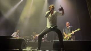 Suede - Outsiders (live) - The Forum, Bath, 17 Feb 2026