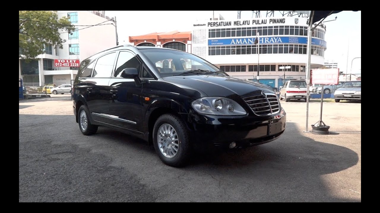 2011 Ssangyong Stavic SV270 Start-Up and Full Vehicle Tour