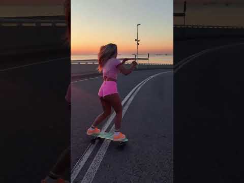 Longboard girl with sunrise #skate #longboard #goodvibes #sunrise