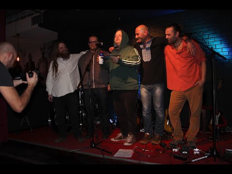 Červený Bicykel - Červený Bicykel - Sláva pre všetkých ľudí ( video z krstu albumu