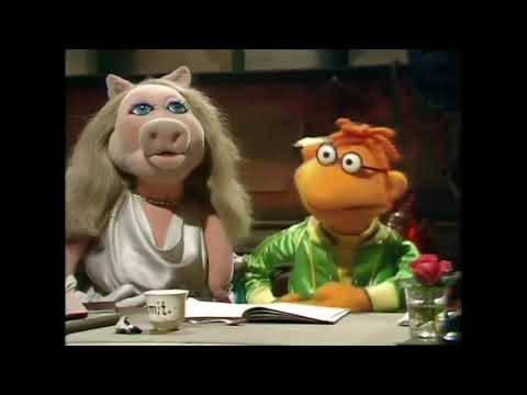 Muppet Show: Kermit Cuts Piggy's Song