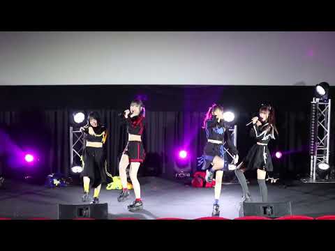 MVI 1995 KAIBUTSU ー 怪物 - " Shed " Space idol pre stage  @  Siam Paragon