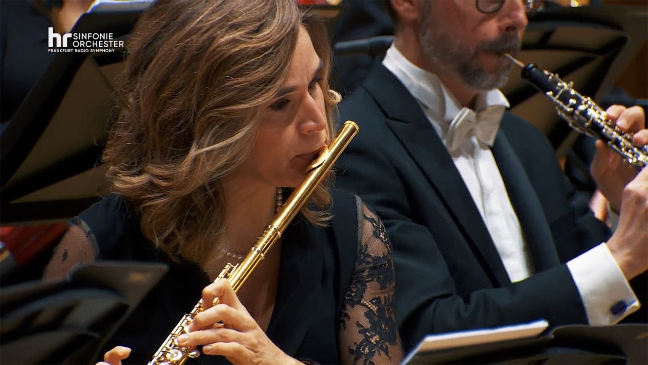 Strawinsky: Pulcinella-Suite ∙ hr-Sinfonieorchester ∙ Maxim Emelyanychev