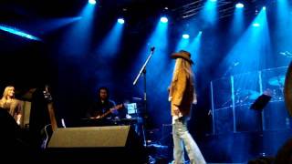 Danni Leigh - I Feel A Heartache