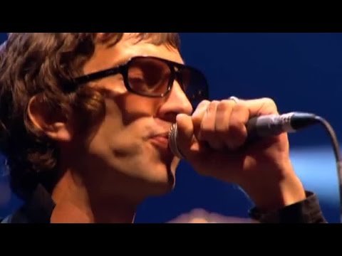 The Verve - Love is Noise (Live Glastonbury 2008)
