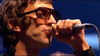 The Verve - Love is Noise (Live Glastonbury 2008)