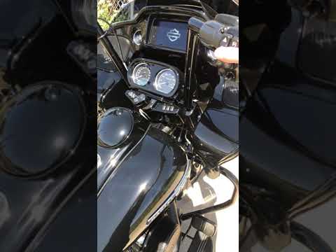2019 road glide special with Vance : Hines torquer 450 slip ons