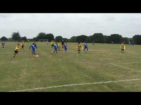 Ridgeway Rovers - U11's Running at Defenders with Speed
