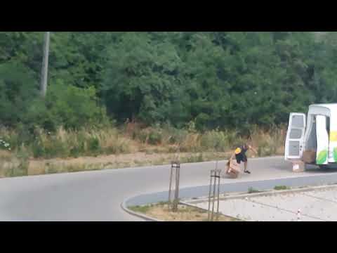 Kurier InPost kontra paczki (chyba puste ???)