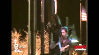 Cassadee Pope - Everybody Sings