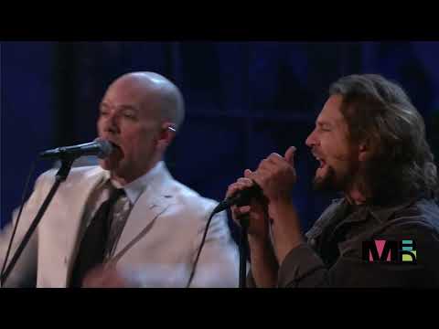 R.E.M.  Eddie Vedder - Man On The Moon (Live at  Rock and Roll Hall of Fame)