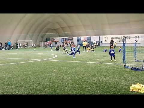 Legnica turniej mikołajkowy 2020- AMP Bolesławiec rocznik 2014