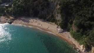 Cala Canyerets vista aerea (Costa Brava, Spain) - Drone Video