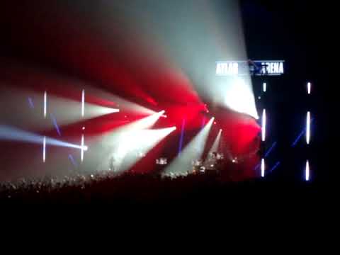 Above & Beyond @ Planet of Angels - Satellite (Oceanlab Ft. Justine Suissa)