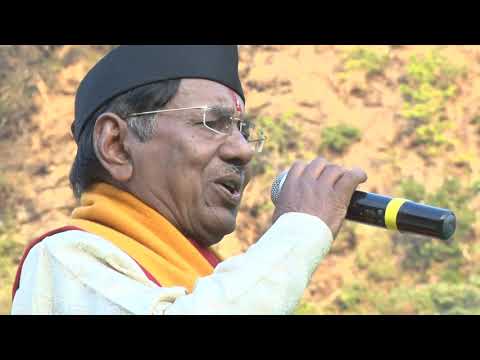 biroo bhadu ku desh  Singer - Narender singh negi and his fellow singers