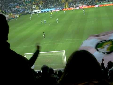 JUVE LEO CANTA "ALLEZ OH,MERDA PARA O PORTO!"