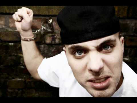 Favorite - Obama (Slick One Diss) New 2011