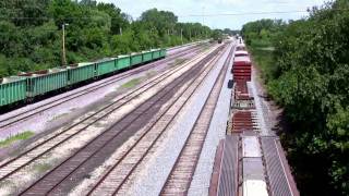 preview picture of video 'CN 2245 South Through Hawthorne Yard in West Chicago on 6-29-09 3'