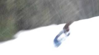 preview picture of video 'Bermain snow di Mt.Wellington, Hobart TAS.'