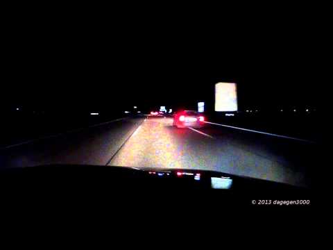rücksichtsloser Spurwechsel auf der Autobahn