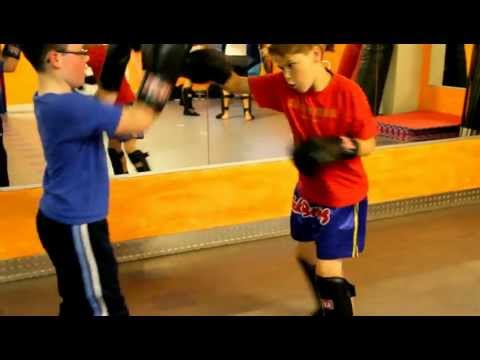 2012-10-04 Kickboxen - Techniktraining Niko u. Niklas im Sugambrer Fightclub