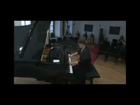 D. Pejačević: Život cvijeća, Op. 19 - Crveni karanfil - Hana Mojzeš