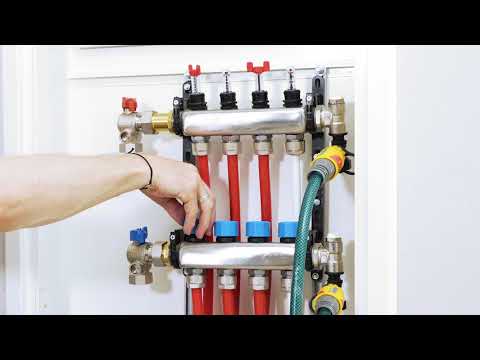 Påfyllning av golvvärmefördelare för golvvärme