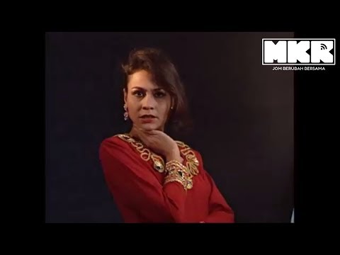 Evolusi Fesyen Wanita Malaysia Abad ini Evolusi Fesyen Wanita Malaysia Abad ini
