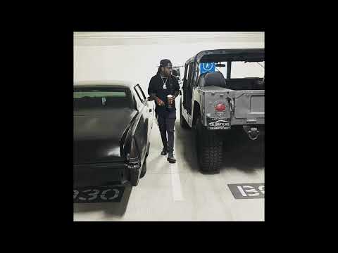 Billionaire Black-“Round Me”