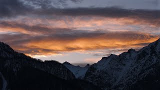 VOLO TRA LE MONTAGNE (MARMORA, SAGNA ROTONDA)