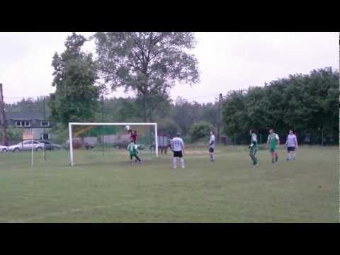 Skrót z meczu Błękitni Falniów - Cobra Wężerów 1-3 z dnia 28.05.2011 r.