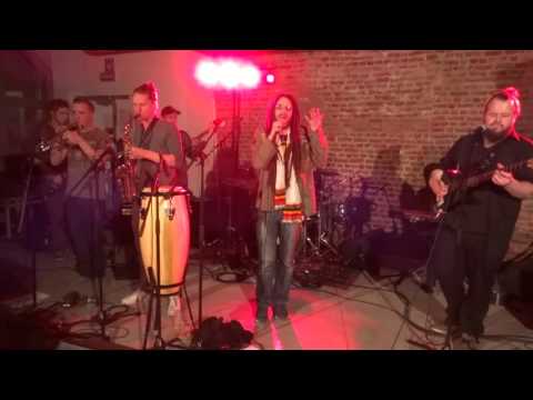 Irie Lion feat Babbajah - What a World end ... (live @ Rockrace at Luca-arts Brussels)