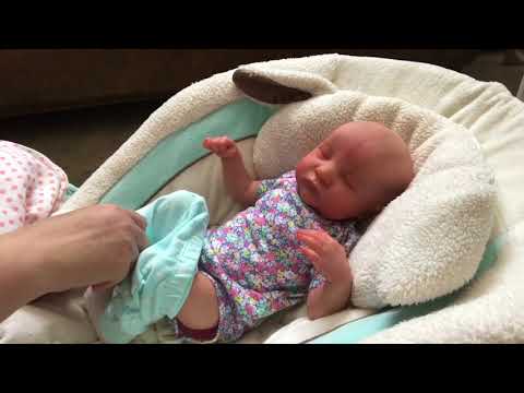 Patreon & Evie gets a new outfit change.