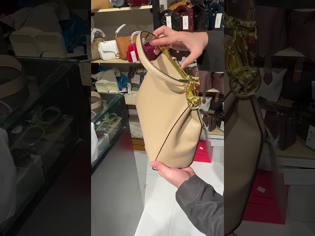 شنطة ايترو الأنيقة جلد مقاس 28 لون بيج