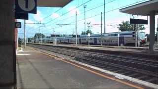 preview picture of video 'Treni in transito a Moncalieri, 12/08/2014'