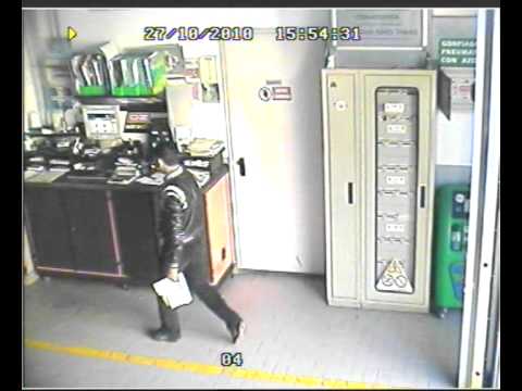 ladro di cellulari....