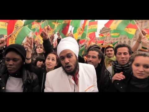 YANISS ODUA - ROUGE JAUNE VERT (CLIP OFFICIEL)