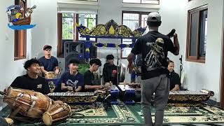 Download lagu Biarin Kang || Cover by WIRAGARASA ||🔵 mp3