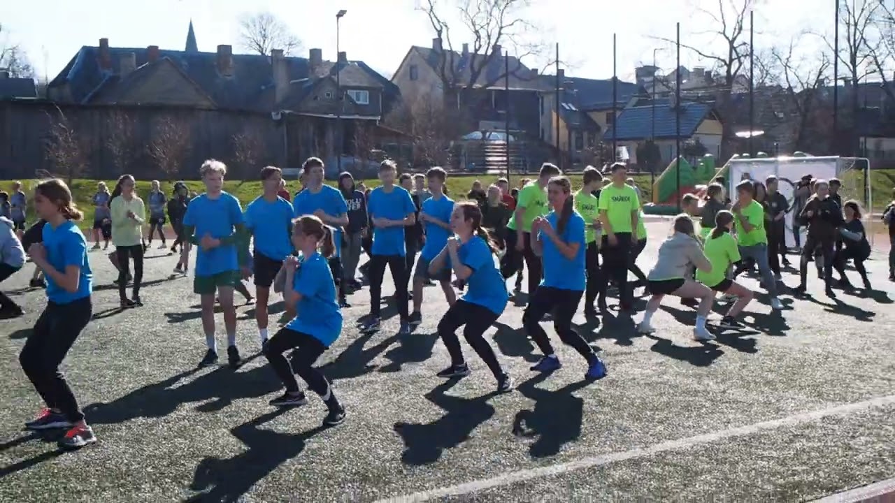 Tukuma novada skolas Olimpiskajā dienā izvingrojas  un sacenšas/FOTO un VIDEO/