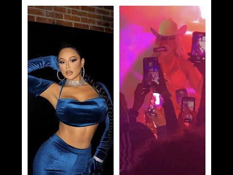 #jenny69  live performs #la69