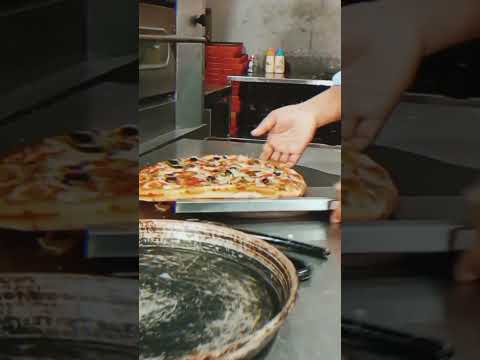 4. Master Chef Style Pizza Topping Creations 🍕👑3. Ultimate Pizza Chef’s Topping Guide 🍅🧀