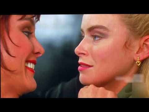 Miss Olympia Cory Everson Fights Jean Claude Van Damme (en Espanol))