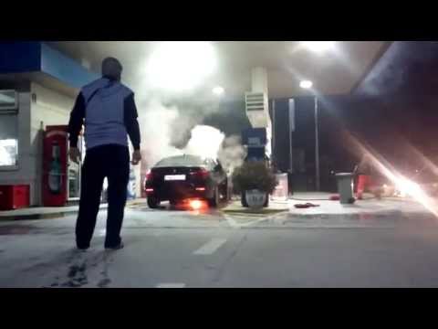 Pozar na benzinskoj INA Kalesija (18.11.2015.) www.NKP.ba